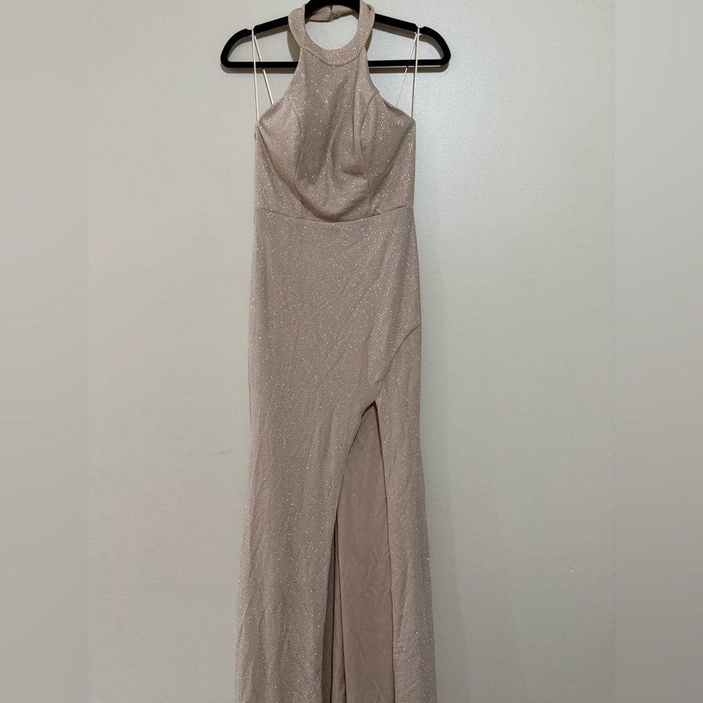 Chic Beige Maxi Dress with Slit
